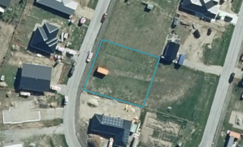 13 Cooper Crescent, Luggate, Wānaka - Carousel 1