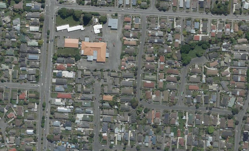 2/39 Chipping Lane, Redwood, Christchurch - Carousel 1