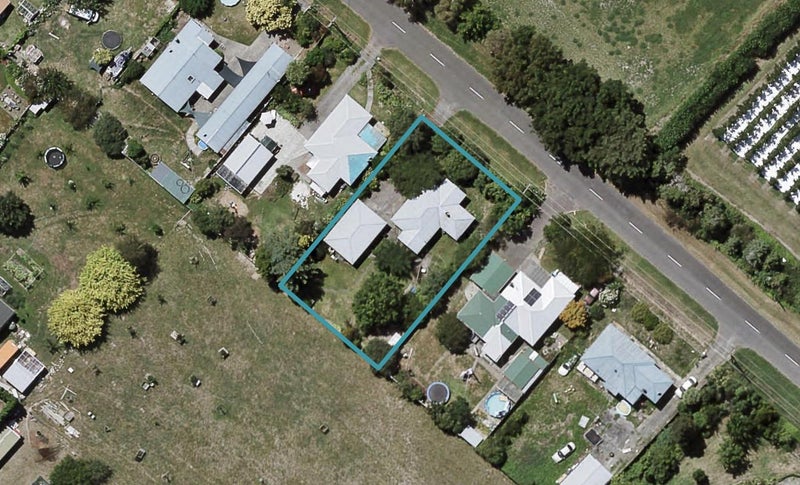 120 Tollemache Road East, Longlands, Hastings - Carousel 1