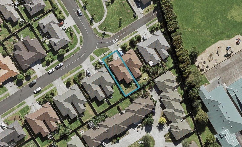 1 Clare Place, Favona, Auckland - Carousel 1