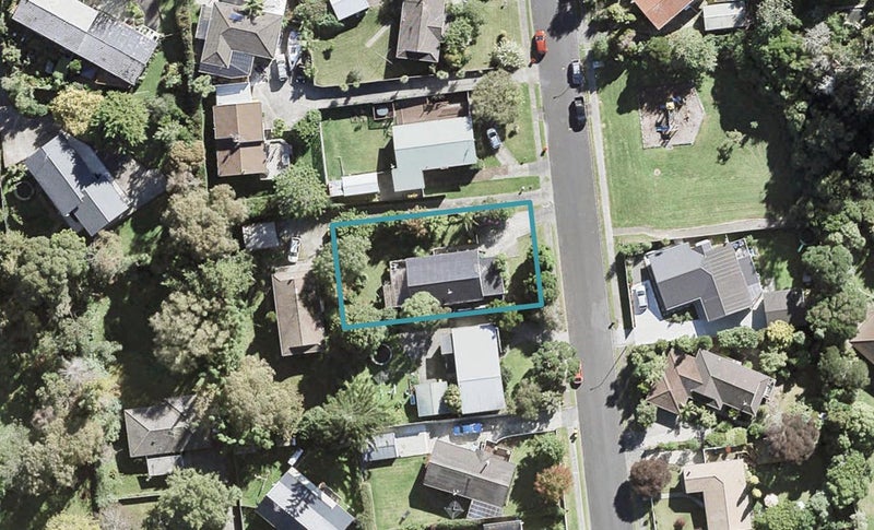39 Cranston Street, Torbay, Auckland - Carousel 1