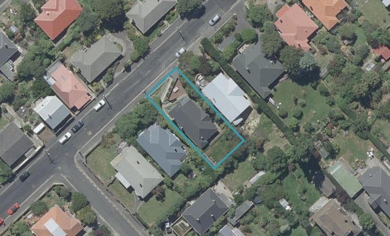 72 Evans Street, Opoho, Dunedin - Carousel 1