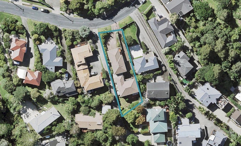 2/10 Channel View Road, Campbells Bay, Auckland - Carousel 1