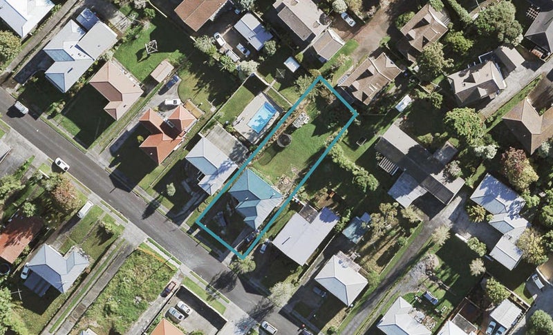21 Oriana Avenue, Lynfield, Auckland - Carousel 1