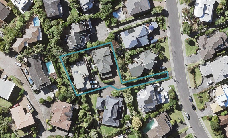 1/13 Calypso Place, Rothesay Bay, Auckland - Carousel 1