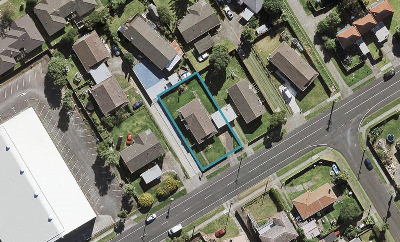 24 Wakefield Road, Favona, Auckland - Carousel 1