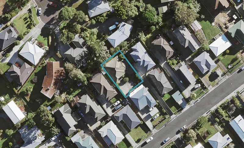 9 Graham Bell Avenue, Mount Roskill, Auckland - Carousel 1