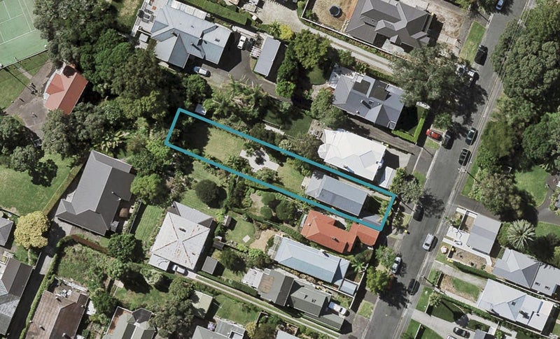 9 Glen Road, Stanley Point, Auckland - Carousel 1