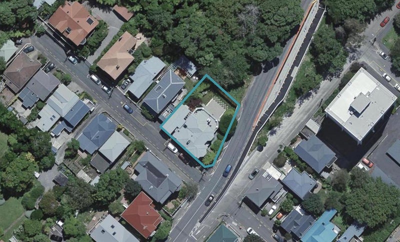 24 Grant Road, Thorndon, Wellington - Carousel 1