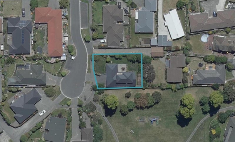 5 Arden Place, Parklands, Christchurch - Carousel 1