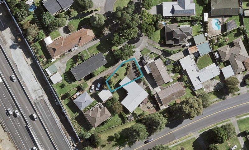 14 Corolu Place, Conifer Grove, Takanini - Carousel 1