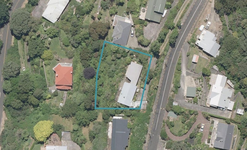17 Wairere Road, Bastia Hill, Whanganui - Carousel 1