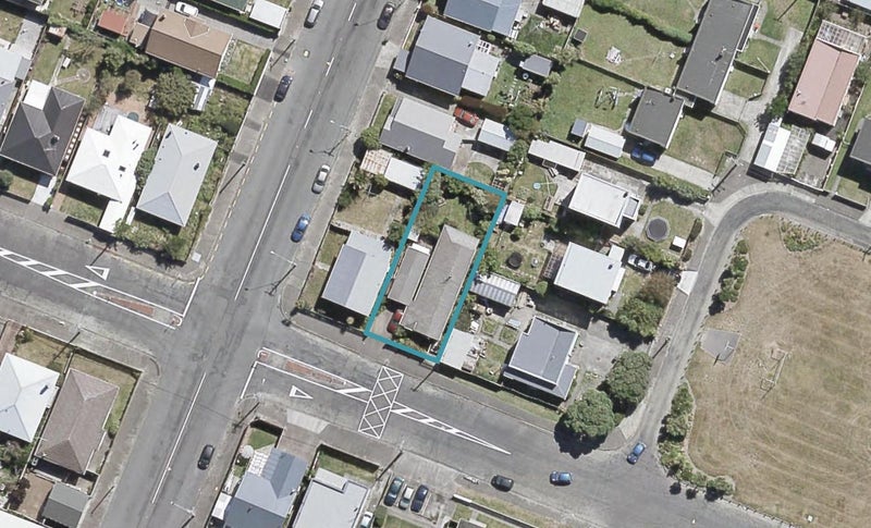67 Adelaide Street, Petone, Lower Hutt - Carousel 1