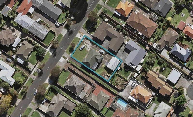 27 Central Avenue, Papatoetoe, Auckland - Carousel 1