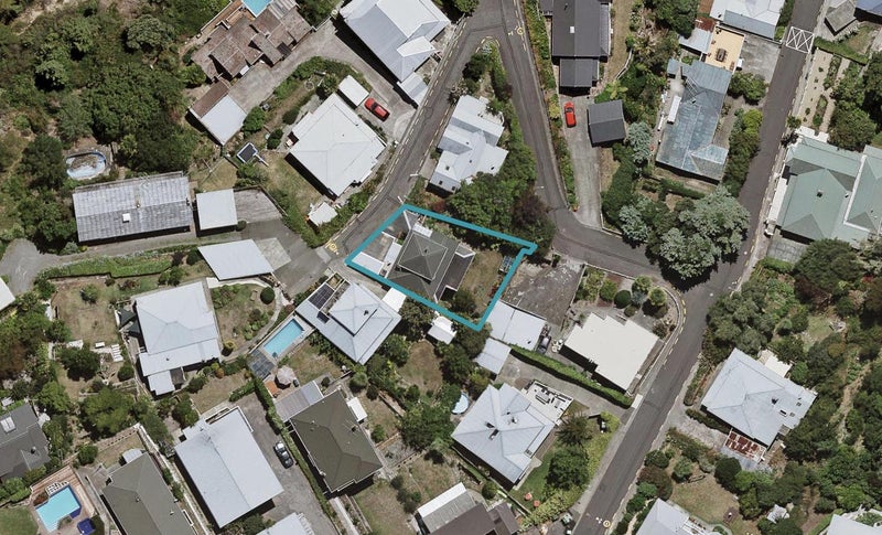 2 Goldsmith Terrace, Hospital Hill, Napier - Carousel 1