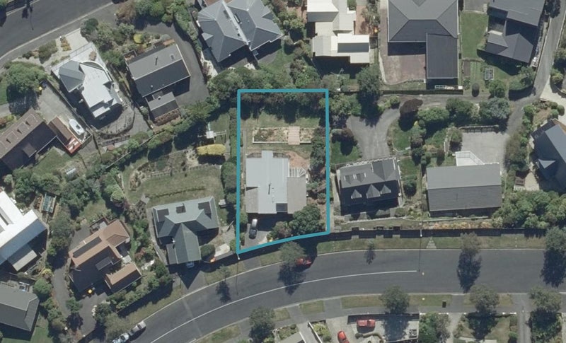 211 Larnach Road, Waverley, Dunedin - Carousel 1