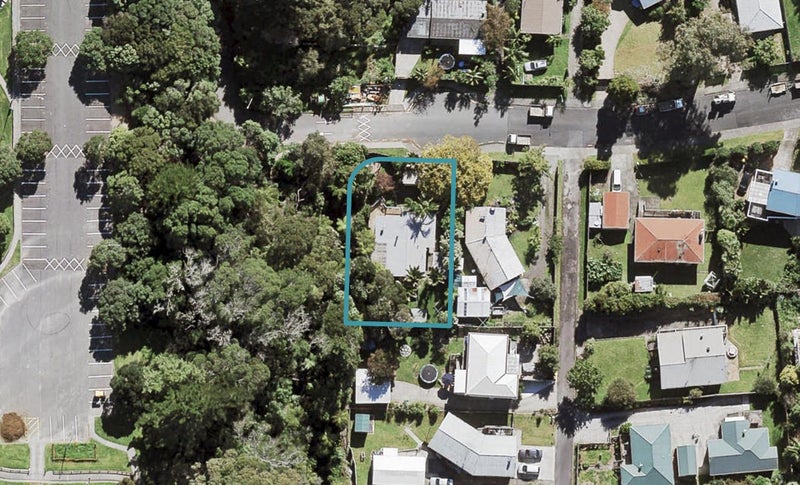 62 Melba Street, Beach Haven, Auckland - Carousel 1