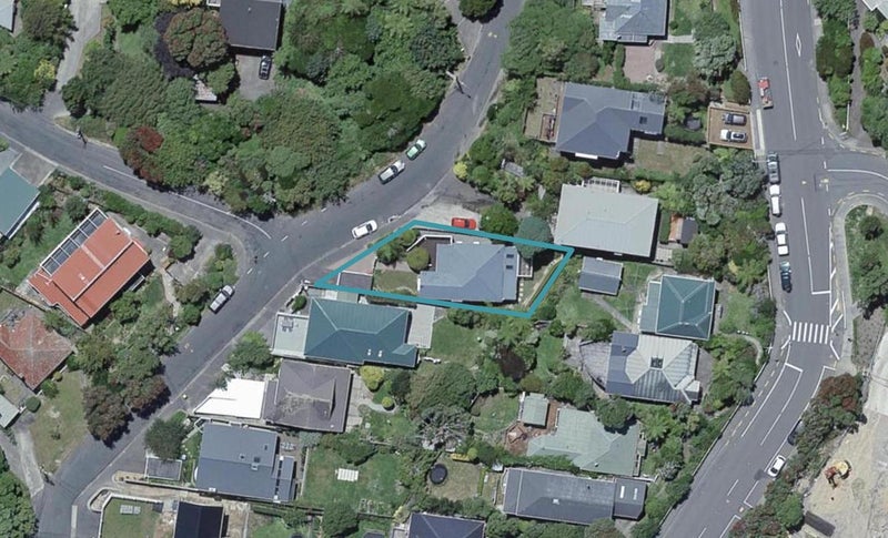30 Woburn Road, Northland, Wellington - Carousel 1
