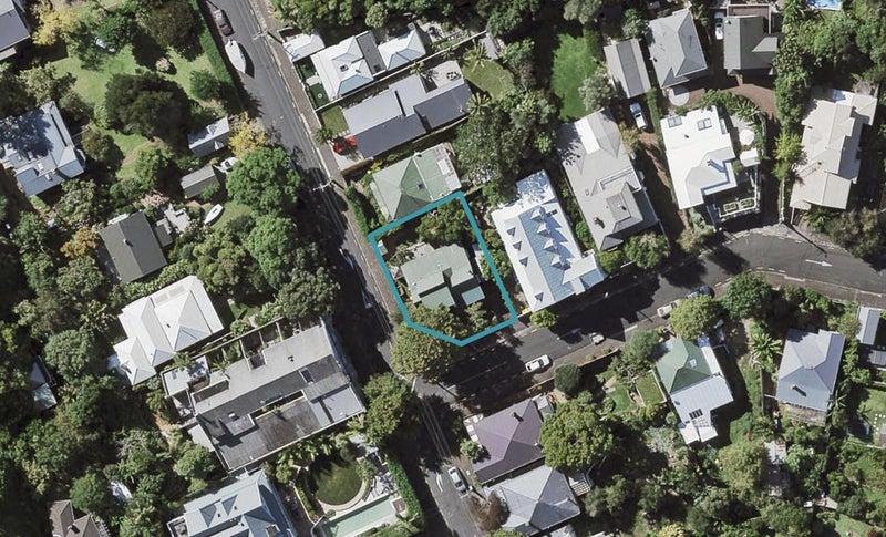10 Cracroft Street, Devonport, Auckland - Carousel 1