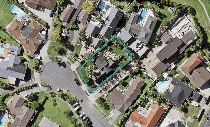 11 Oleander Point, Farm Cove, Auckland - Carousel 1