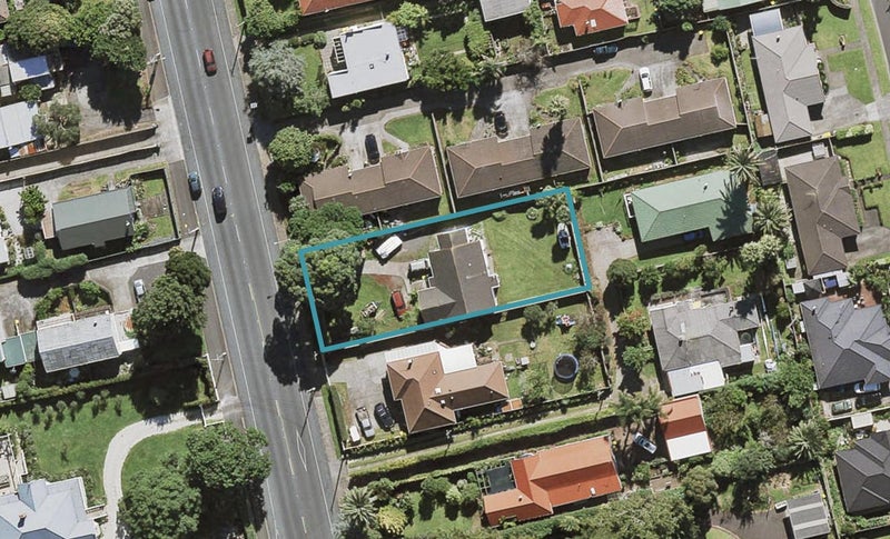 59 Coronation Road, Mangere Bridge, Auckland - Carousel 1
