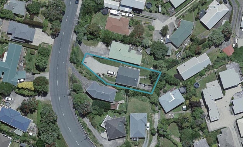 185 Helston Road, Paparangi, Wellington - Carousel 1