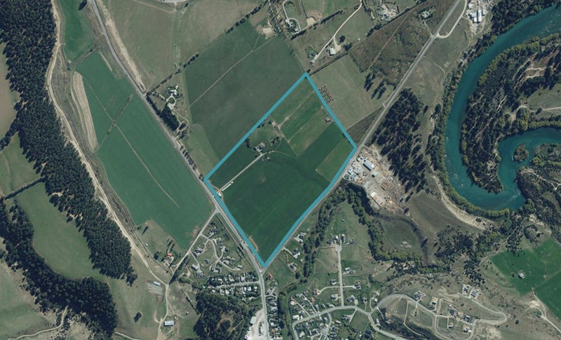 1203 Wanaka-Luggate Highway, Wanaka - Carousel 1