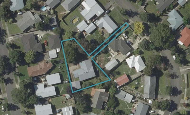 38 Apollo Parade, Milson, Palmerston North - Carousel 1