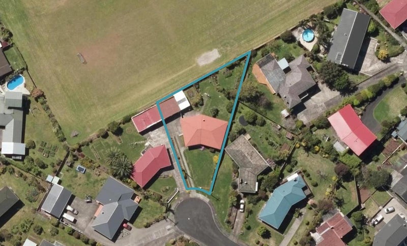 31 Hoey Street, Kamo, Whangarei - Carousel 1