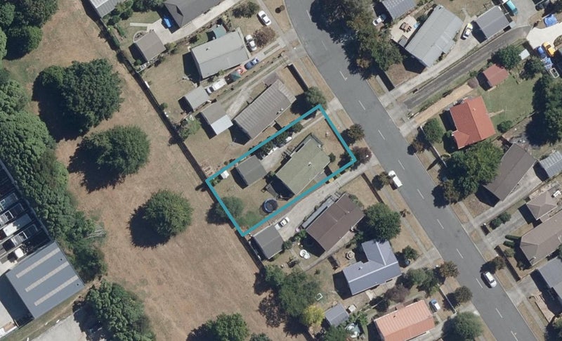 39 Balmerino Crescent, Pukete, Hamilton - Carousel 1