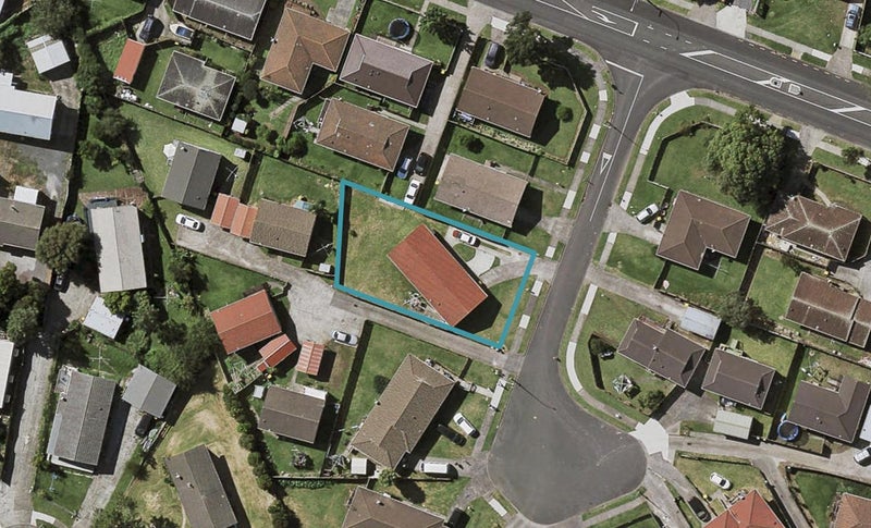 3 Townley Place, Clover Park, Auckland - Carousel 1