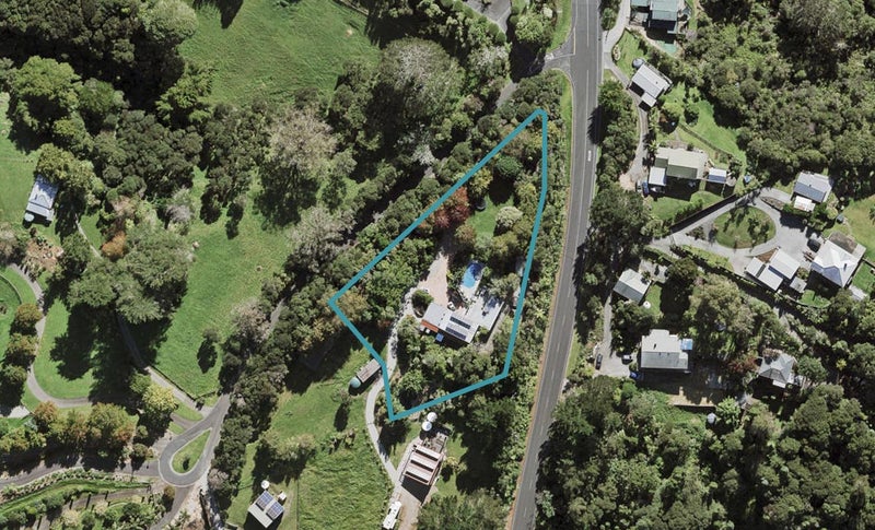1 Godley Lane, Lucas Heights, Auckland - Carousel 1