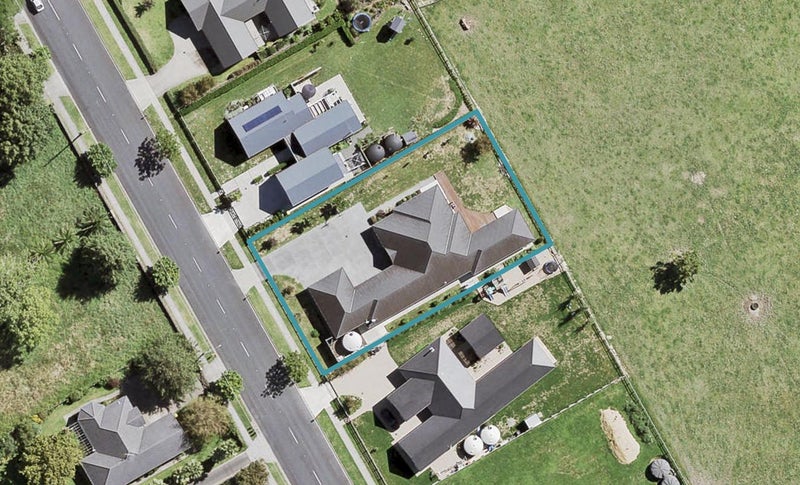 42 Monument Road, Papakura - Carousel 1