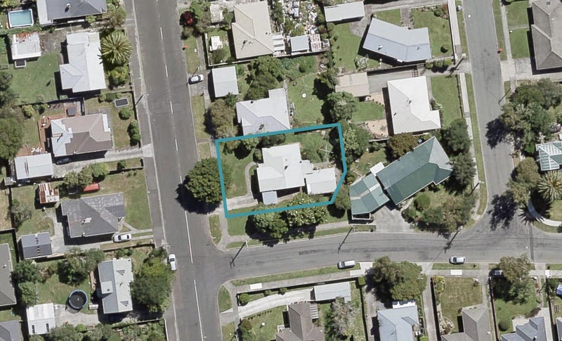 34 Henry Street, Ebdentown, Upper Hutt - Carousel 1
