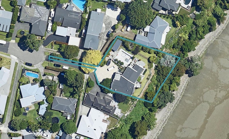 24 Roderick Street, Otumoetai, Tauranga - Carousel 1