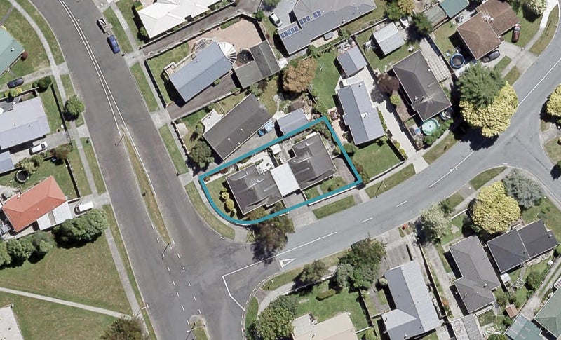 1 Montana Road, Totara Park, Upper Hutt - Carousel 1