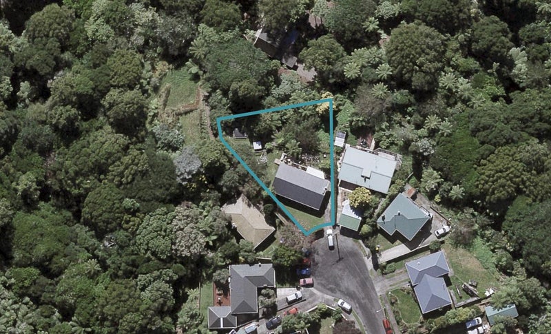 14 Wheeler Place, Upper Vogeltown, New Plymouth - Carousel 1