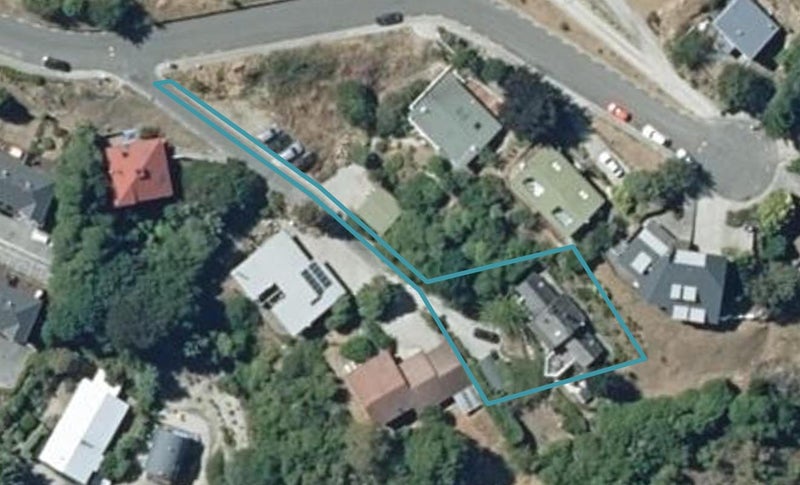 18 McKerrow Place, Sunshine Bay, Queenstown - Carousel 1