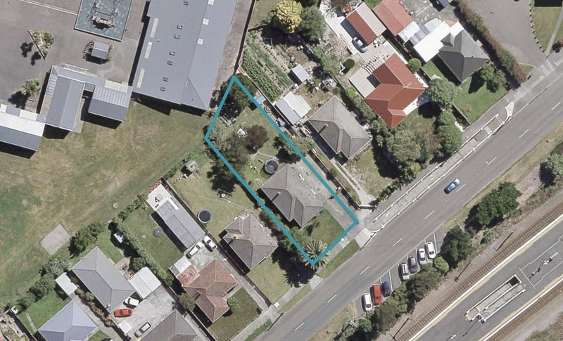 206 Oxford Terrace, Avalon, Lower Hutt - Carousel 1