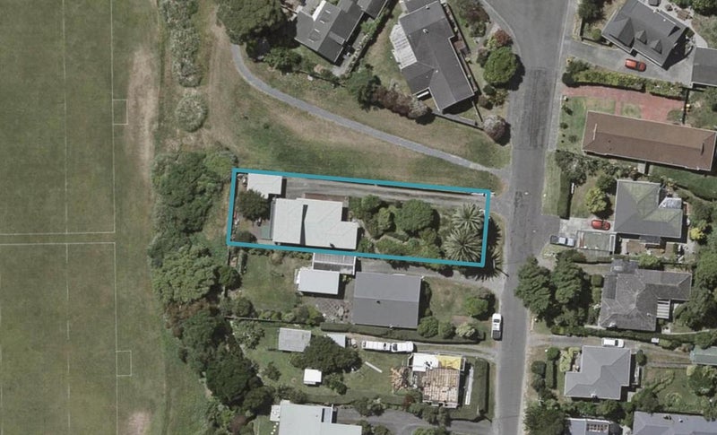 13 Miro Road, Raumati South, Paraparaumu - Carousel 1