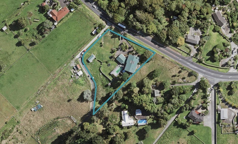 317 Redoubt Road, Totara Park, Auckland - Carousel 1