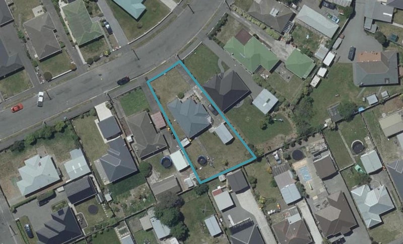 36 Vancouver Crescent, Wainoni, Christchurch - Carousel 1