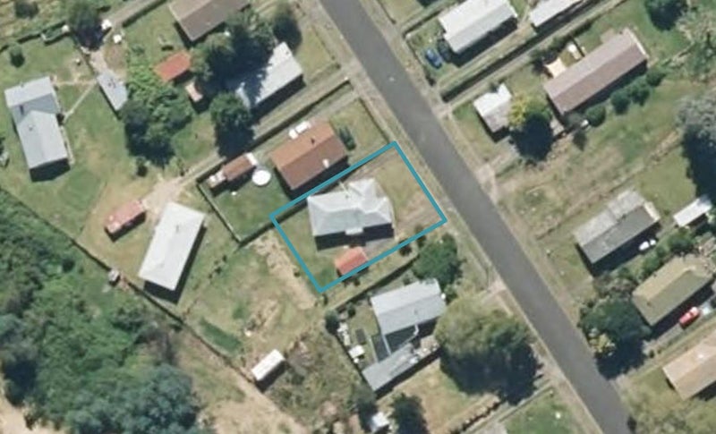 16 Seath Avenue, Taumarunui - Carousel 1