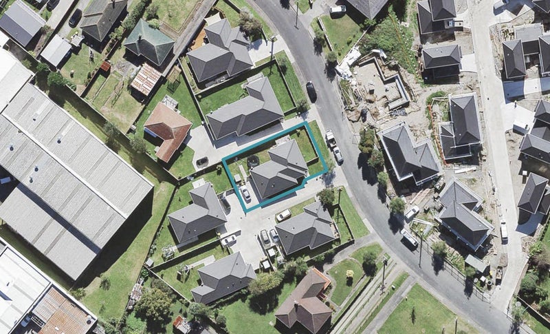 66A Kelman Road, Kelston, Auckland - Carousel 1