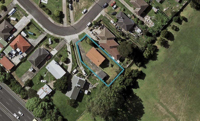 51 Cooper Crescent, Otara, Auckland - Carousel 1