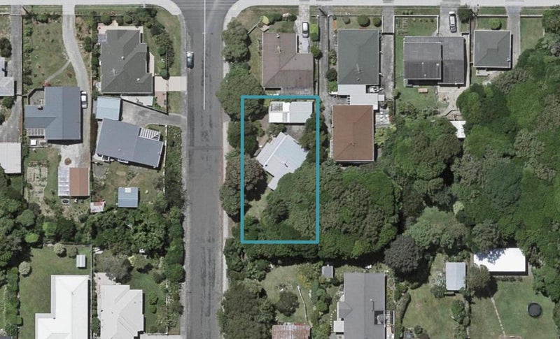 5 Kaikomako Road, Waikanae, Waikanae - Carousel 1