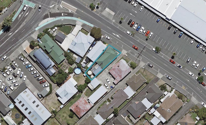 21 Wellesley Road, Napier South, Napier - Carousel 1