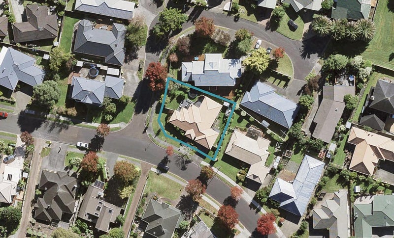 20 Bushlands Park Drive, Albany, Auckland - Carousel 1