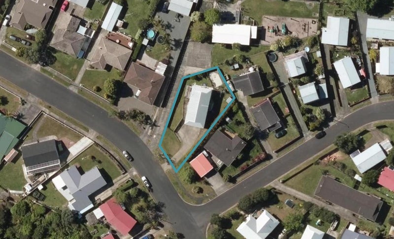 15 Edge Street, Onerahi, Whangarei - Carousel 1