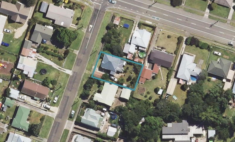 2 Queens Road, Elgin, Gisborne - Carousel 1